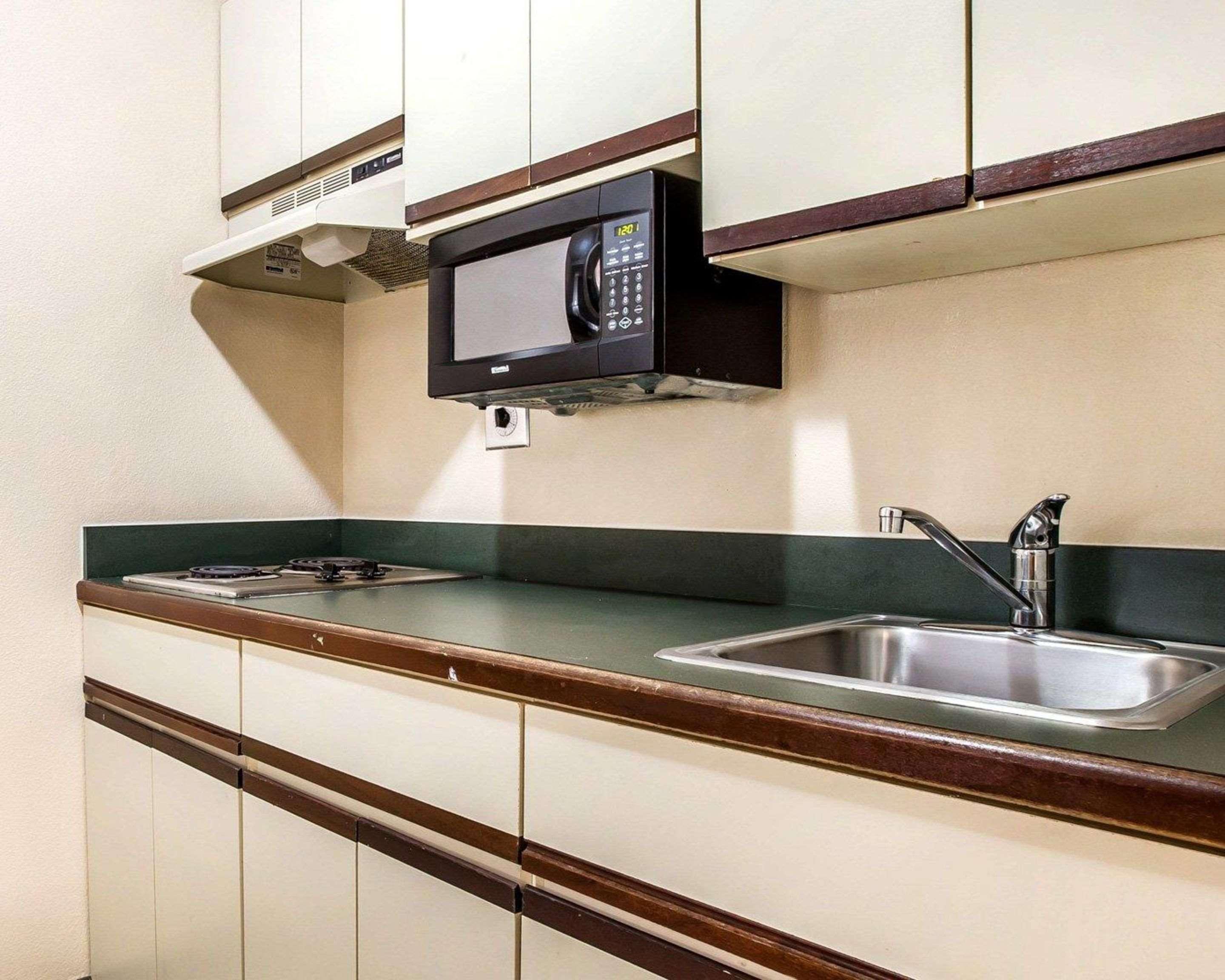 Suburban Studios Augusta Extérieur photo
